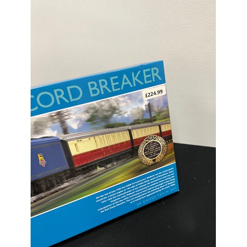 351 - Hornby OO Malard record breaker boxed train set with mat & all accessories (sign track, buildings, f... 