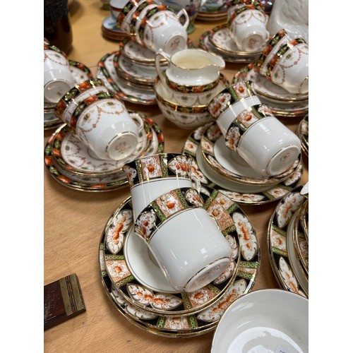 319 - Large quantity vintage china tea ware