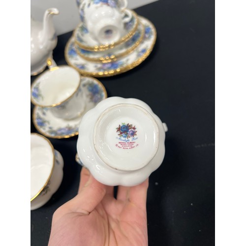 284 - Royal Albert ' moonlight rose' tea set