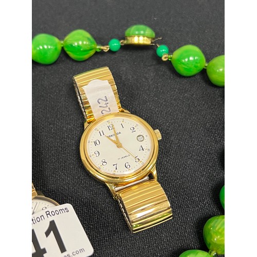 441 - 3 Gents watches + green beaded necklace