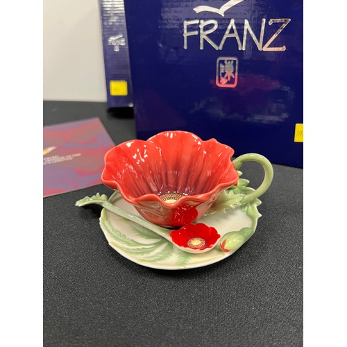 414 - Franz poppy tea cup & saucer & spoon all boxed