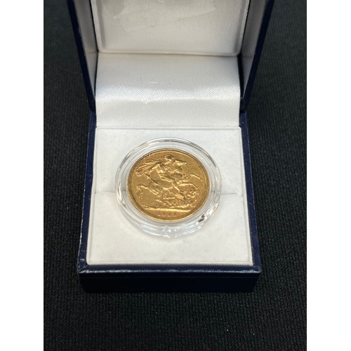 465P - 1889 Gold Sovereign