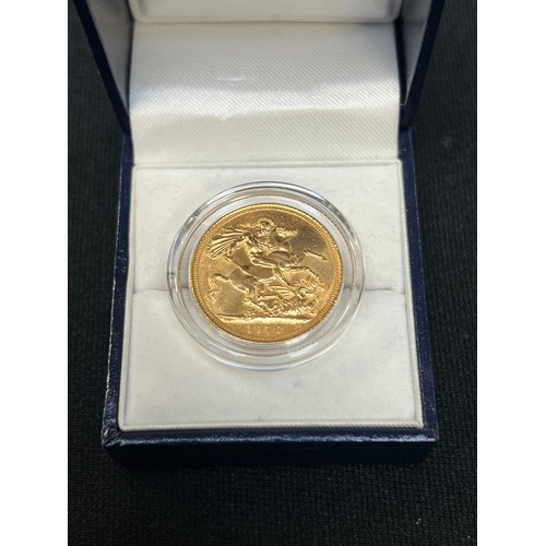 465K - 1976 Gold Sovereign