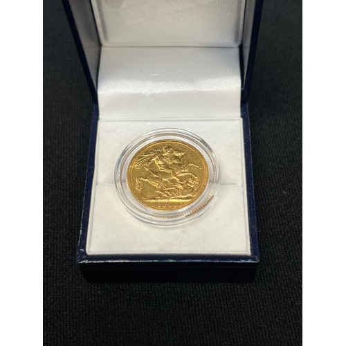 465E - 1890 Gold Sovereign