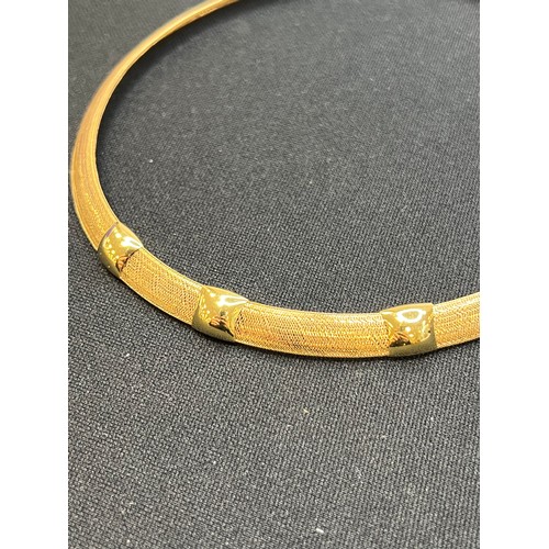 463 - 9ct gold ornate necklace 10.7g