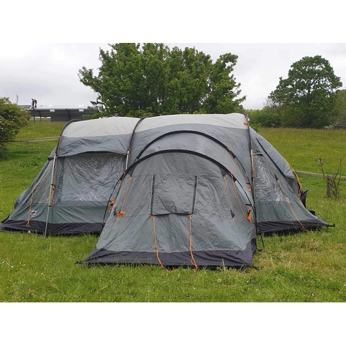 153 - Vango kura 800 DLX, 8 berth tent ground sheet cost £350 new