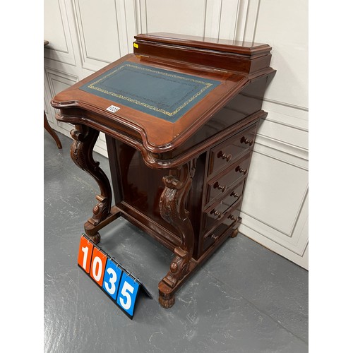 1035 - Victorian style mahogany davenport