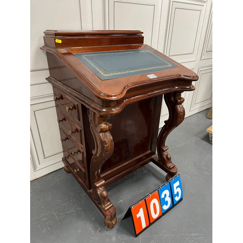 1035 - Victorian style mahogany davenport