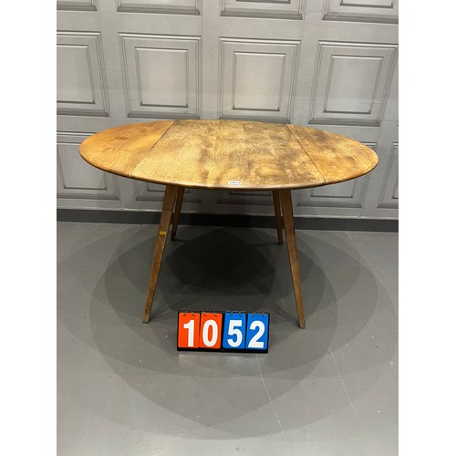 1052 - Blonde ercol drop leaf table