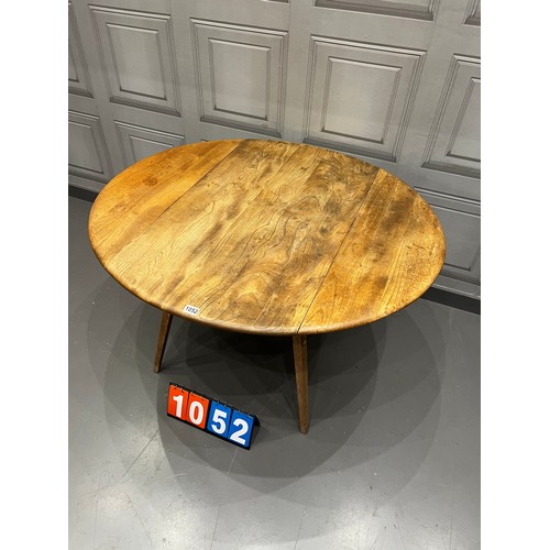 1052 - Blonde ercol drop leaf table