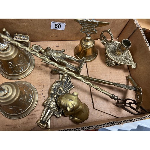 60 - Box brassware