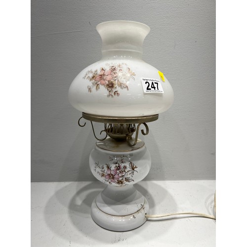 247 - Vintage table lamp