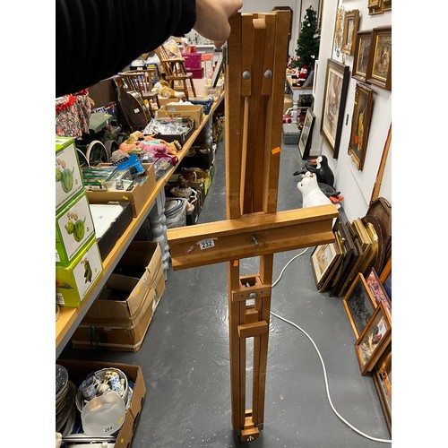 232 - Large vintage wooden easel