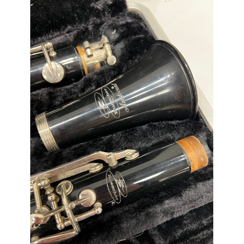 180 - Vintage Buescher Aristocrat Clarinet in case