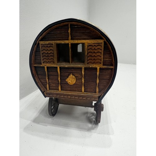 91 - Vintage gypsy caravan