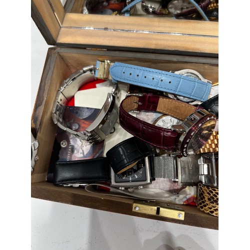 464 - Box Watches