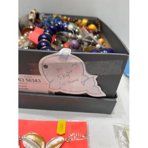 428 - Box Costume Jewellery 5kg