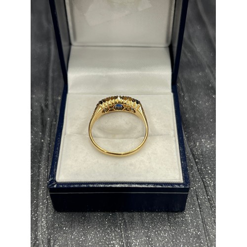 513 - 18ct Gold 3 Stone Sapphire / Diamonds Ring Size S/T 4.3G gross