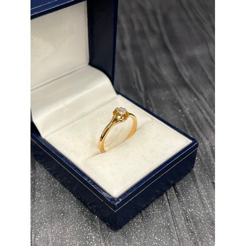 511 - 18ct Gold Diamond Solitaire Ring Size M 2.6g gross