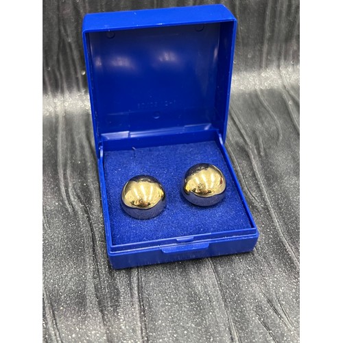 500 - 9ct Gold Bauble Earrings 2.5g