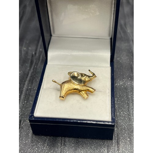 552 - 9ct gold Elephant charm/pendant 1.9g