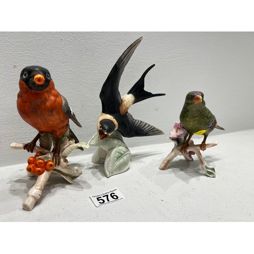 576 - 4 Goebel Birds