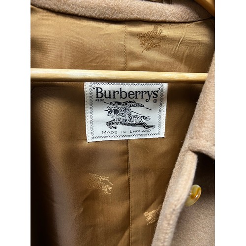 686 - Burberrys Cashmere/Wool Coat