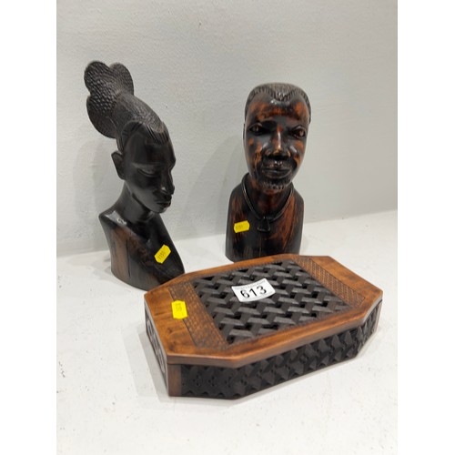 613 - 2 wooden carved African busts + wooden lidded box