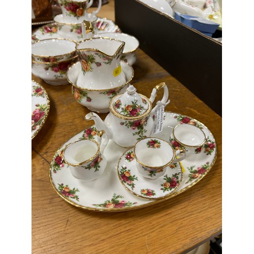 610 - Quantity Royal Albert Country Rose China