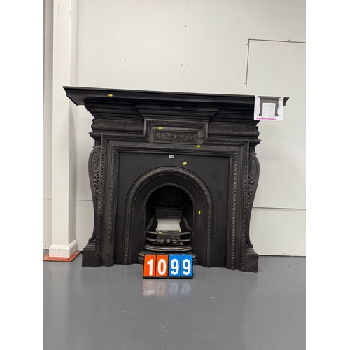 1099 - Victorian style cast iron fire place and surround