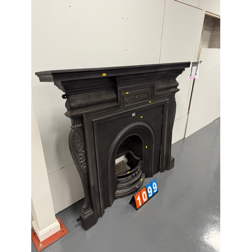 1099 - Victorian style cast iron fire place and surround