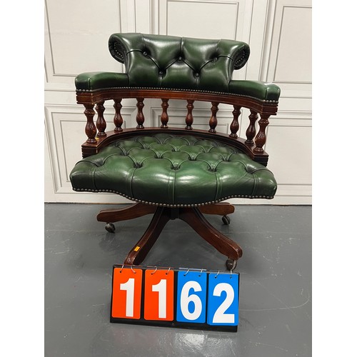 1162 - Vintage green leather chesterfield office chair