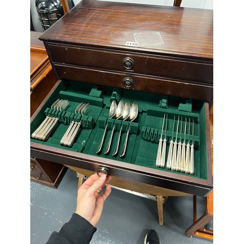 1159 - Vintage mahogany canteen of cutlery drawers