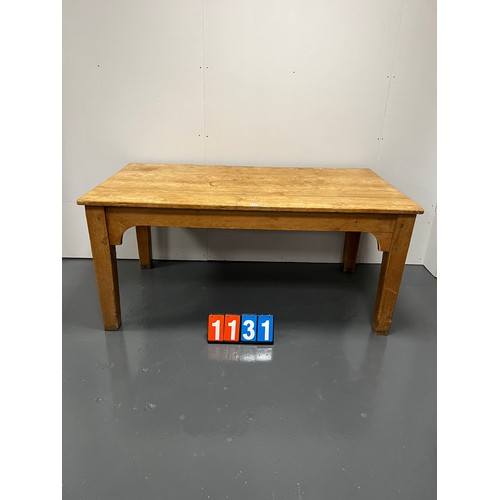 1131 - Victorian pine school lab table