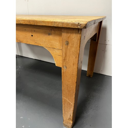 1131 - Victorian pine school lab table