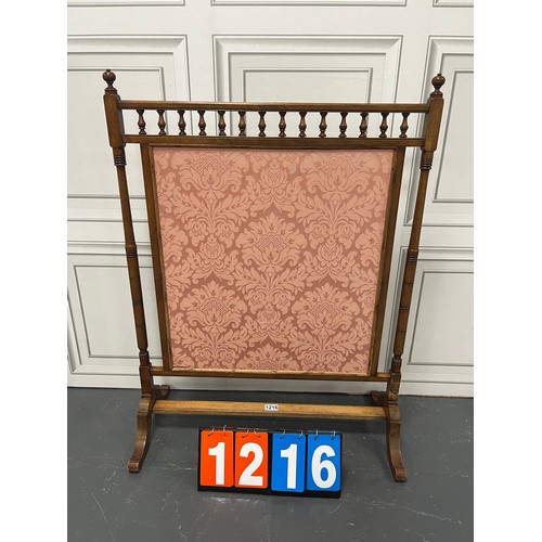 1216 - Victorian firescreen