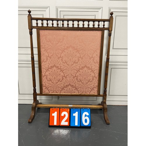 1216 - Victorian firescreen