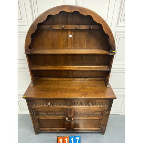 1117 - Oak 20th century dome top oak dresser