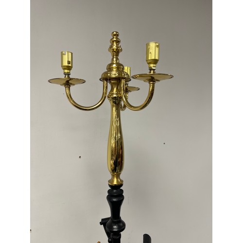 1113 - Good quality brass top candleabra standard lamp