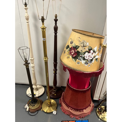 1096 - 6 Assorted standard lamps + shade