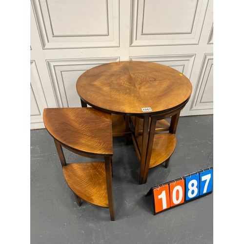 1087 - Art deco walnut quarlet tables