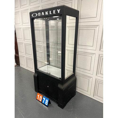 1078 - Shop display cabinet