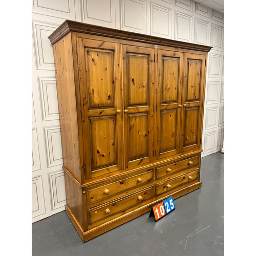 1025 - Solid pine 4 door wardrobe