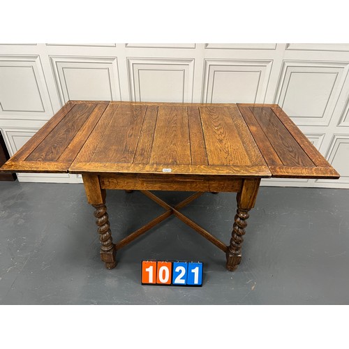 1021 - Oak barley twist drawer leaf table