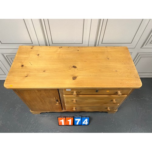 1174 - Vintage pine sideboard