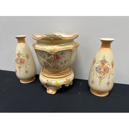 640 - Pair of Victorian crown Devon fielding vase + jardiniere on stand