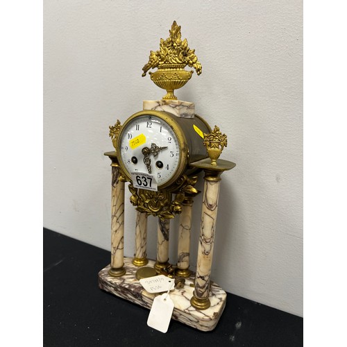 637 - Victorian french mantle clock