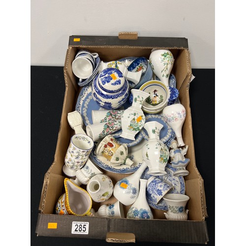 285 - Good box of aynsley, wedgwood etc