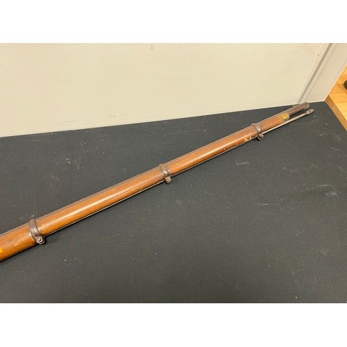 114 - Vintage flintlock musket