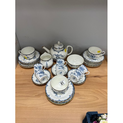 61 - Early 20th century royal worcester tea / coffee service 'mansfield pattern'